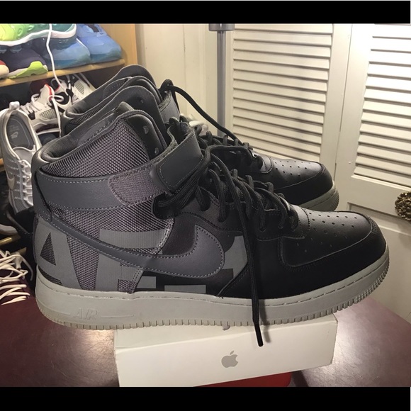 NIKE AIR FORCE 1 HIGH 07 LV8 BLACK-DARK GREY-WOLF GREY SZ 11 [AV8364-001] - Picture 4 of 15